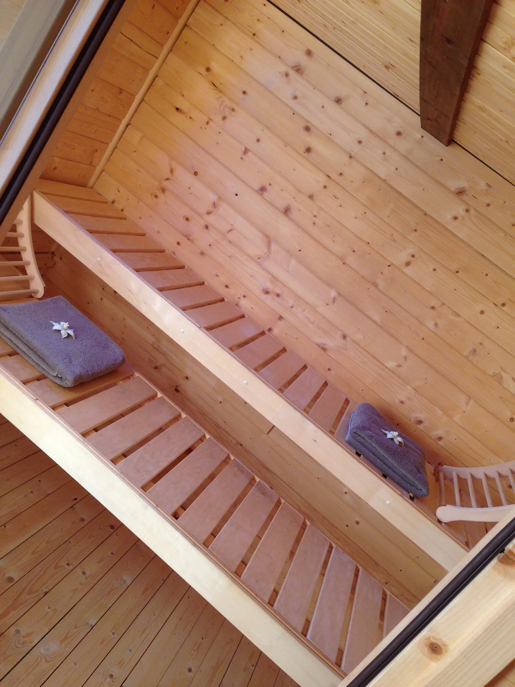 Sauna privatif de luxe pour une expérience bien-être unique en couple