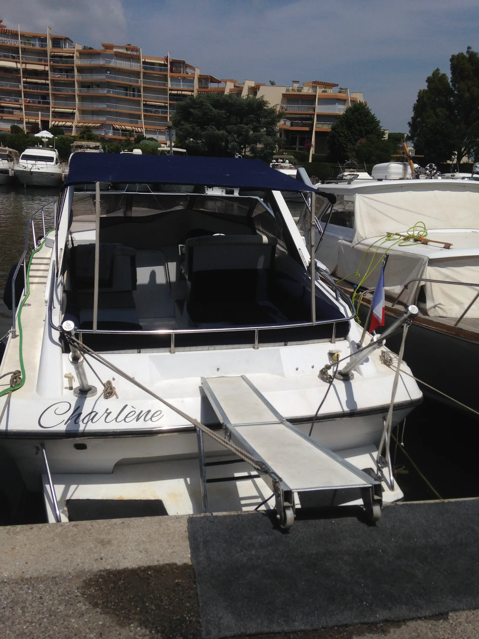 yatch charlene