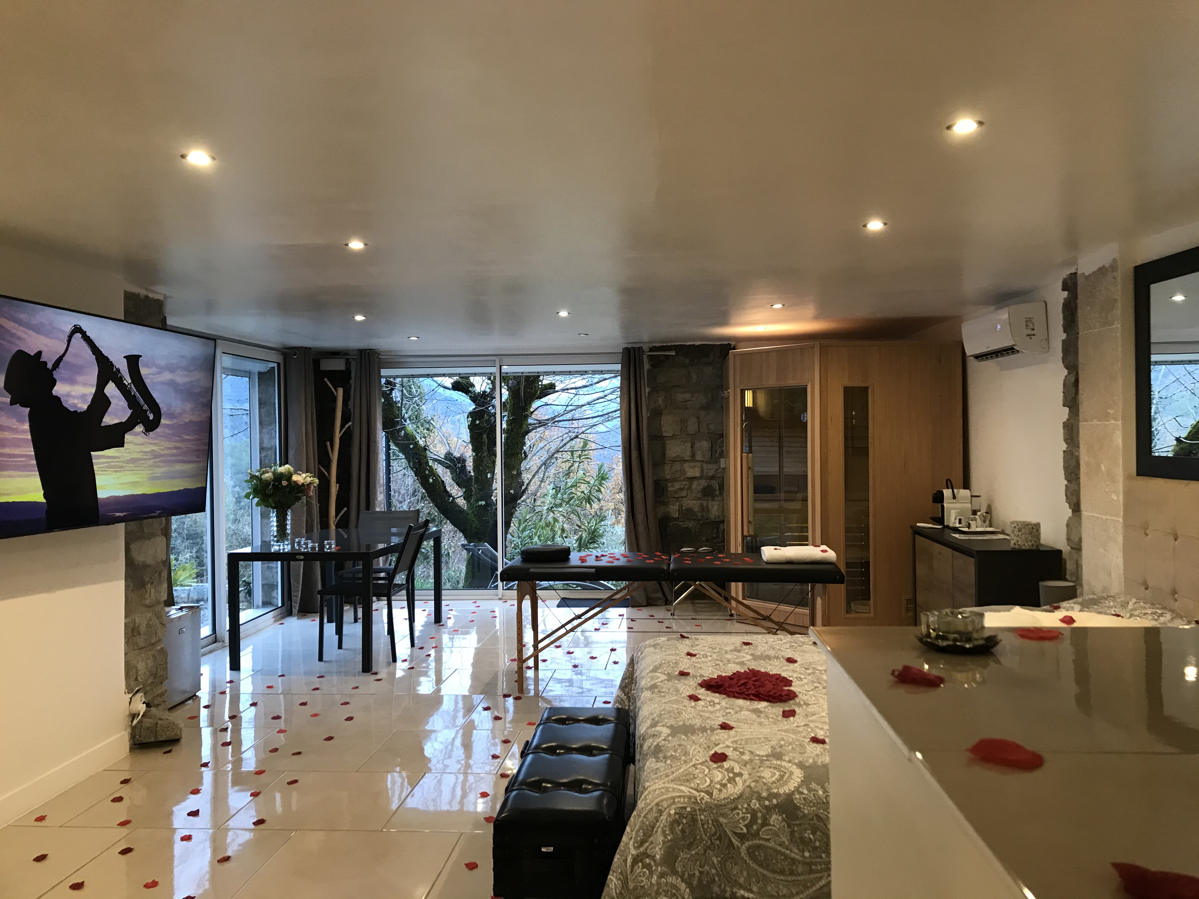 Décoration de la formule essentielle a la Villa Charléne