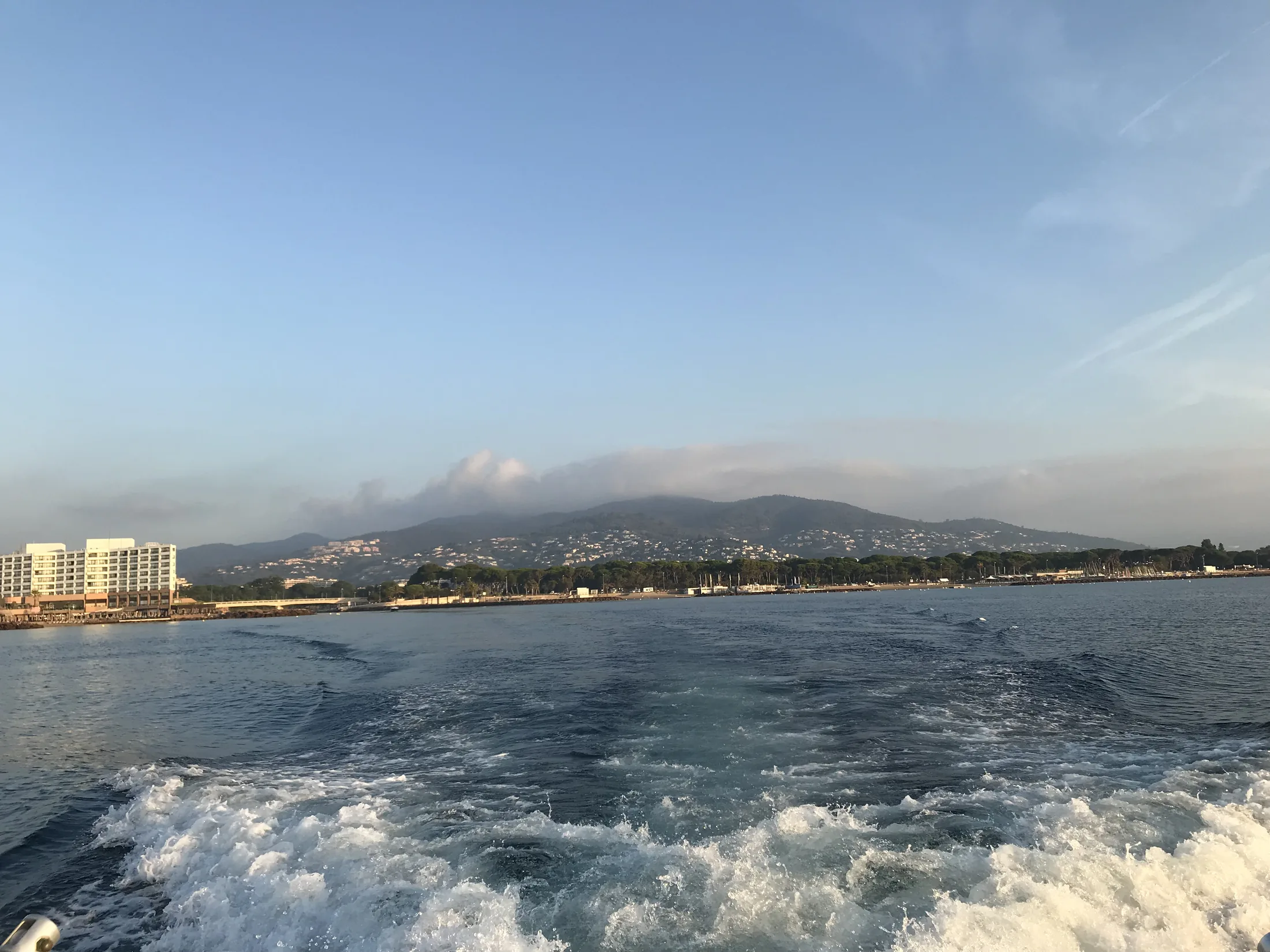 Vue au depart du port